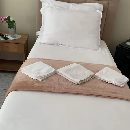 Private Garden House -central بيت ضيافة 3*