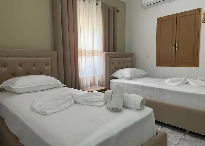 بيت ضيافة Private Garden House -central *