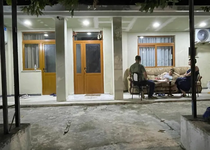 بيت ضيافة Private Garden House -central *